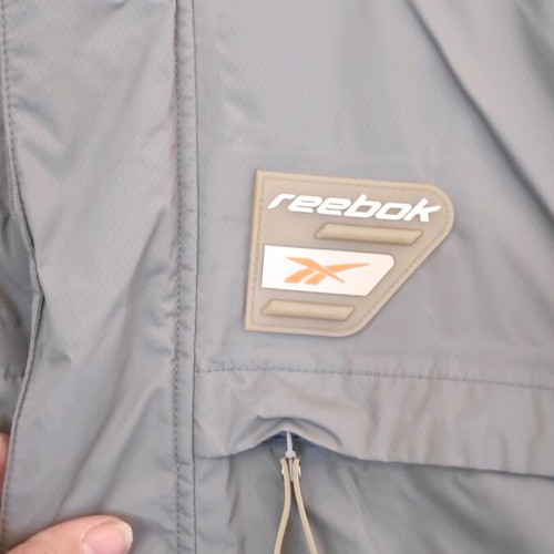 Reebok jacket XL like new, windproof and waterproof
