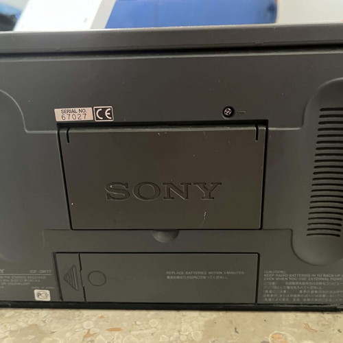 Sony portable radio, fully functional