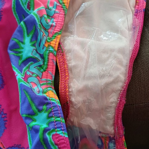 O'NEILL women's swimsuit new, multicolor, size M