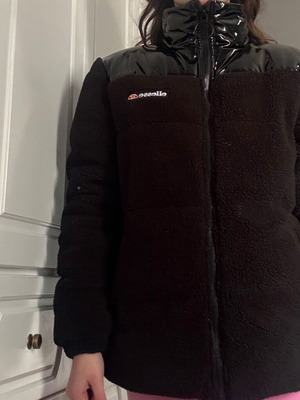 Ellesse black jacket small like new