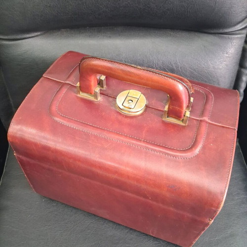 Vintage leather bag Sintini Roma medical or barber like new