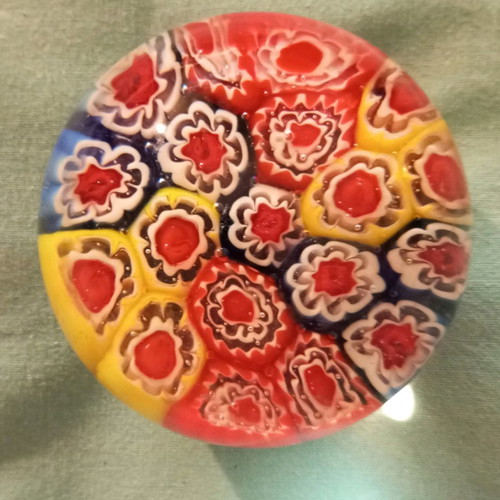 Press Papier Murano Millefiori Italy vintage, used