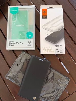 Galaxy S25 5G screen protectors and cases new