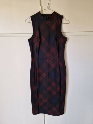 Pink Woman midi dress like new, blue and red checkered, size S