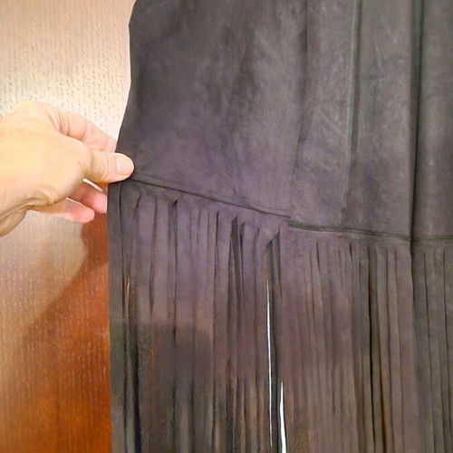 MSR black suede vest with fringes like new