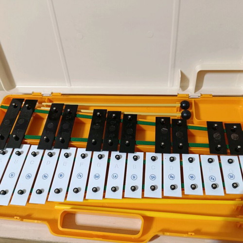 Metallophone 27 keys like new