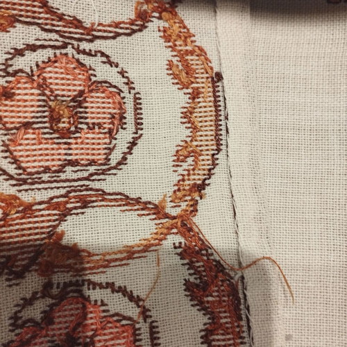 Handmade embroidery like new 47.5×47.5