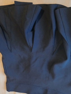 Zara skirt new, black and blue