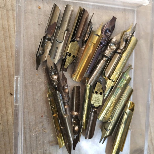 Pen nibs used