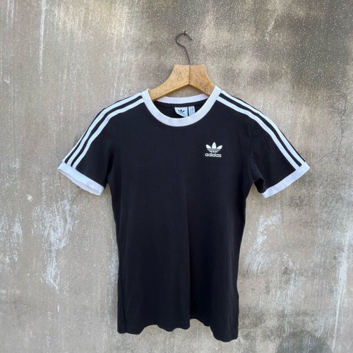 Adidas top used, size XS-S, black and white