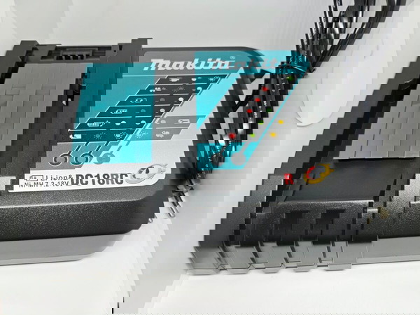Makita DC18RC Ταχυφορτιστής 7.2-18V – Αχρησιμοποίητος, Χωρίς Κουτί
