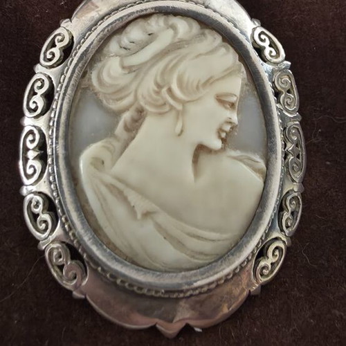 Silver pendant brooch antique vintage cameo used
