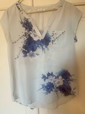 Opus blouse blue with flowers like new, size 38 M/L