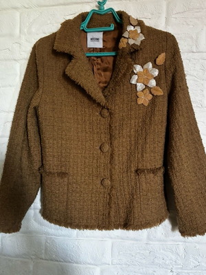 Moschino blazer wool jacket like new, beige