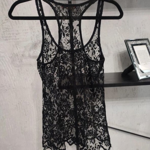 Bershka black lace top size L like new
