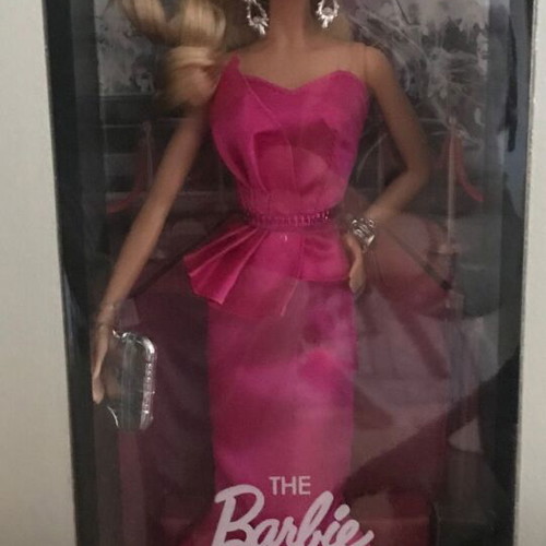 Barbie Red Carpet Pink Gown new, collectible 2014