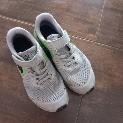 Nike children's running shoes size 32 used, gray, lightweight