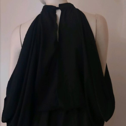 Blouse batwing type like new, black, size M