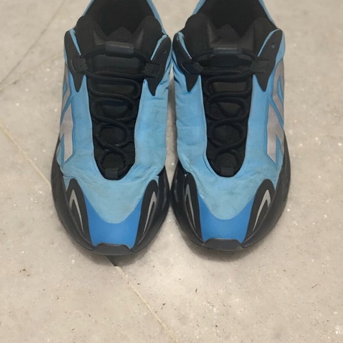 Yeezyx Adidas sneakers like new size 42 blue