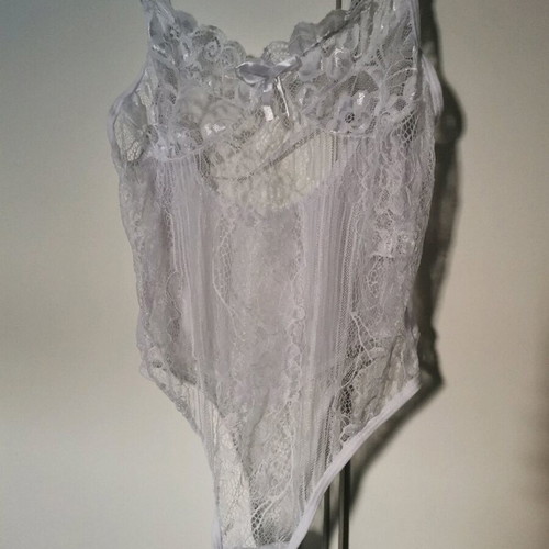 Bodysuit new in white color XL