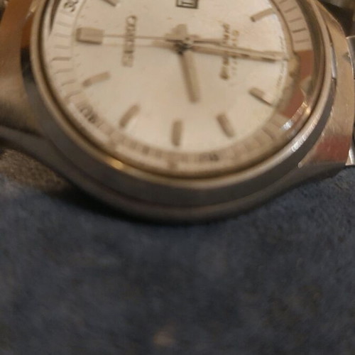 Seiko Bell Matic watch used with manual winding