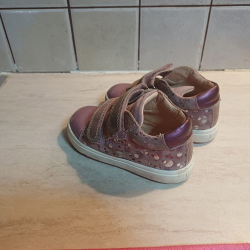 Geox kids shoes used, pink, double scratch fasteners, size 25