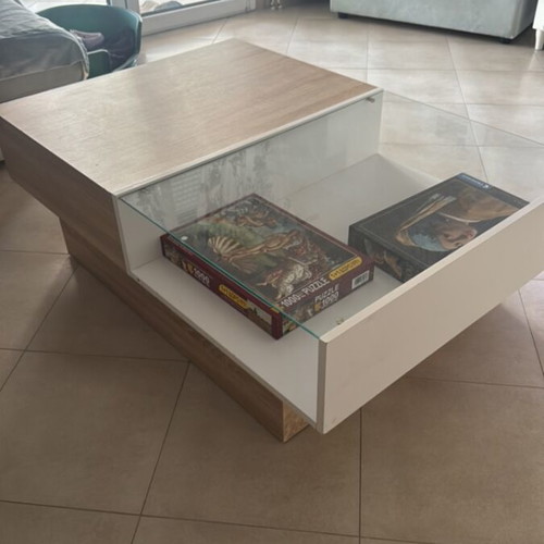 Coffee table like new with drawer and glass top 1.20x80 m