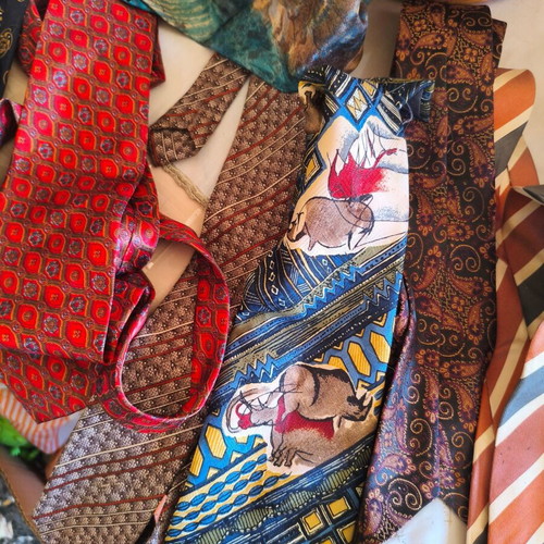 Ties pack like new, 10 pieces