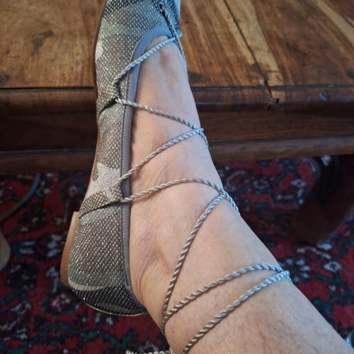 Elite lace-up ballet flats like new, silver with strass