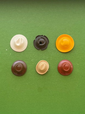 Playmobil western hats like new