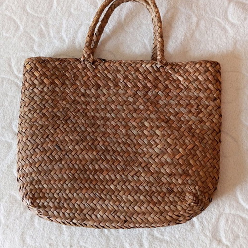 Straw bag like new, beige dark brown