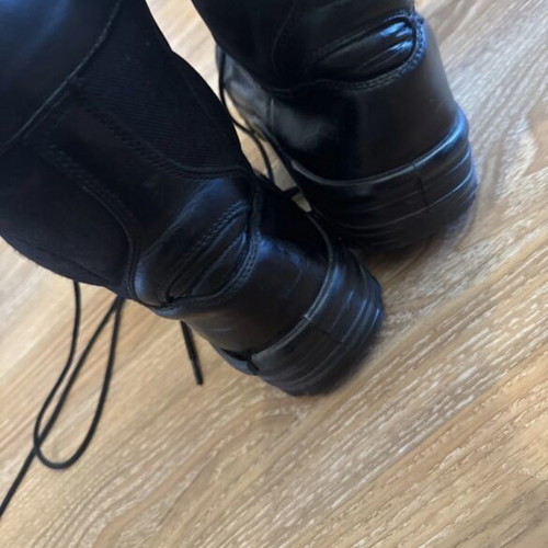 Military boots size 43