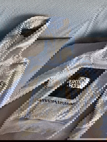 αυθεντικό φούτερ 3-6 The North face με κουκούλα και τσέπη για αγόρι και κορίτσι αγορασμένο 70€