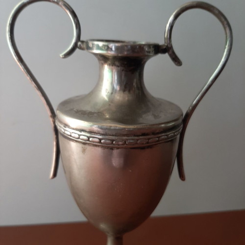 Victorian style amphora used, decorative trophy cup