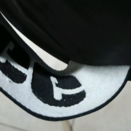 Ugg unisex slippers like new, size 42, black