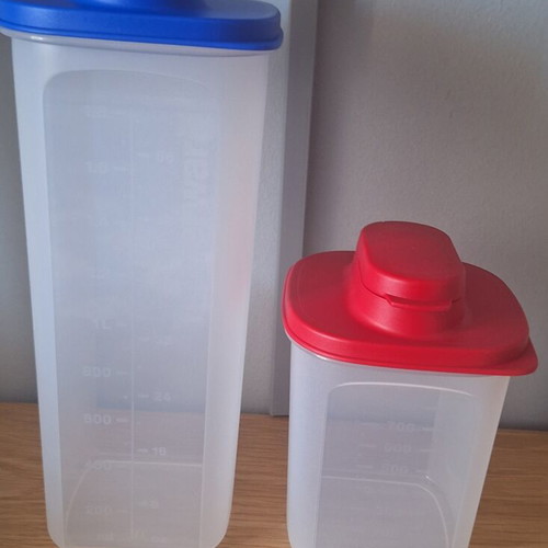 Tupperware pitchers 2L and 1L, new
