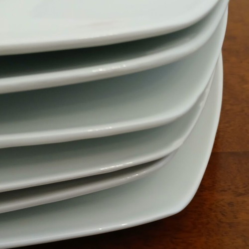 Square shallow serving plates used, set of 6, porcelain 27x27 cm