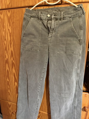 American Eagle γυναικείο τζιν σε ίσια γραμμή σε λαδί, μέγεθος M