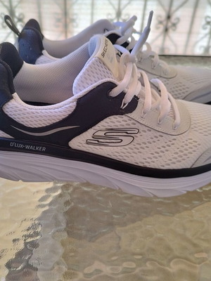 Αθλητικά παπούτσια Sketchers νούμερο 44 σαν καινούργια, μαύρο-άσπρο