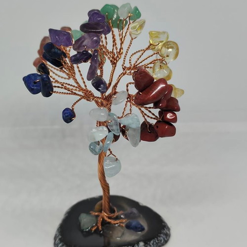 7 Chakra Tree with Semi-Precious Stones and Agate Base like new