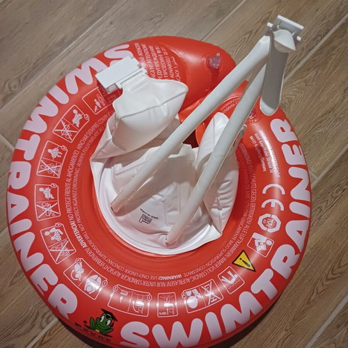 Swimtrainer float for 3 months to 4 years like new