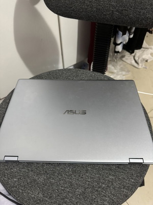 Asus Vivobook Flip i3 σαν καινούργιο, λάπτοπ και ταμπλετ σε ένα