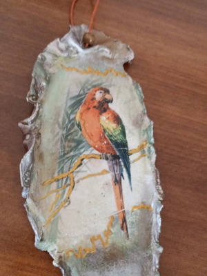 Handmade plaster frame parrot like new