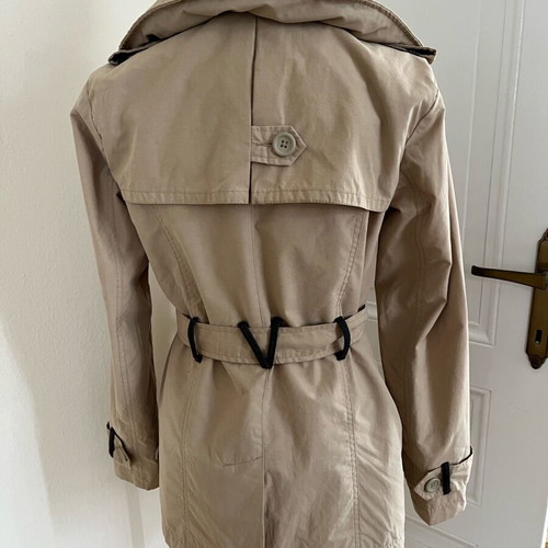 Tommy Hilfiger women's parka like new, beige, large fit