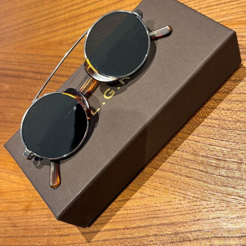 L.g.r Togo sunglasses like new, nickel with tortoise shell and mirror lens