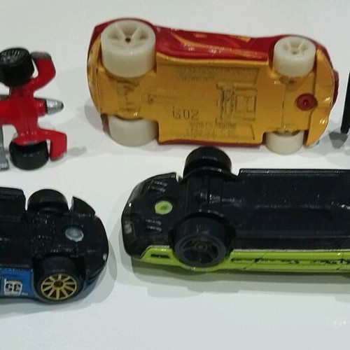 Mattel toy cars used, pack of 5 with gift