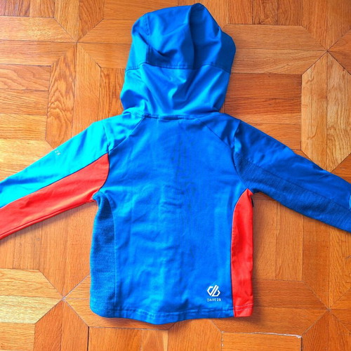 Dare2B sports jacket with hood for boys and girls, like new