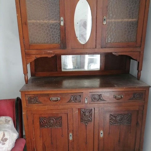 Antique Display Cabinet from 1920 used, needs minor repairs