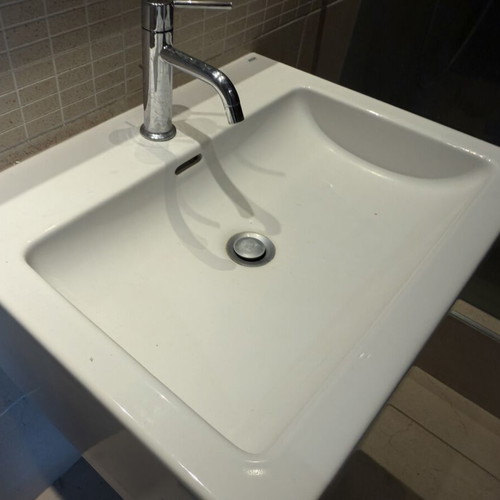 Bathroom sanitary items used, Ideal Standard toilet, sink and faucets
