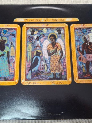 The Neville Brothers Yellow Moon LP употребяван, джаз
